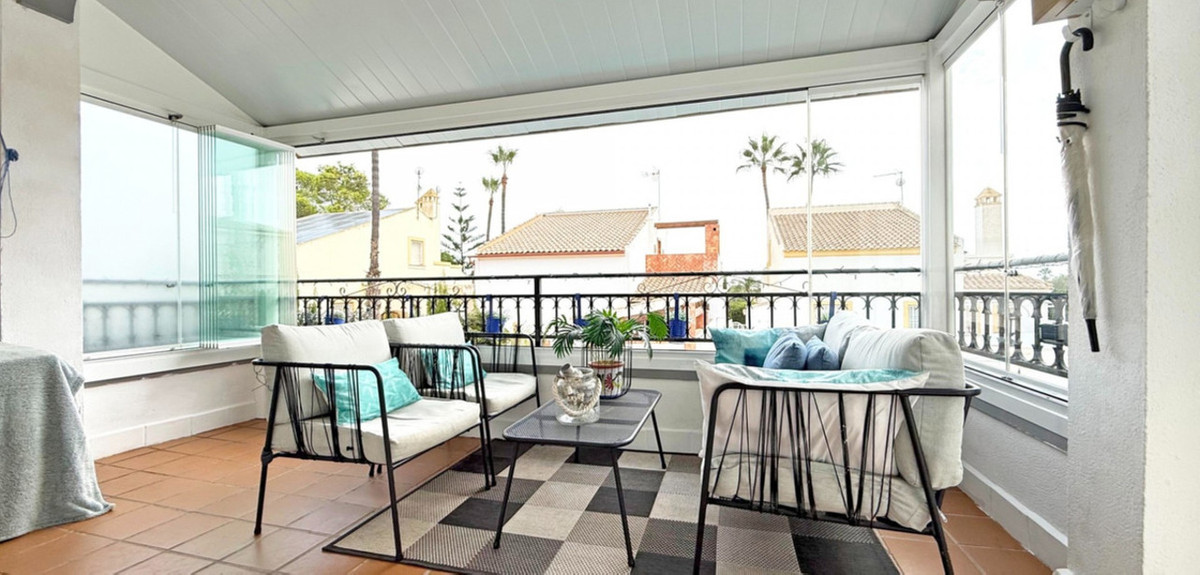 2 Bed Townhouse for sale in Villamartin Costa Blanca, Alicante, Spain