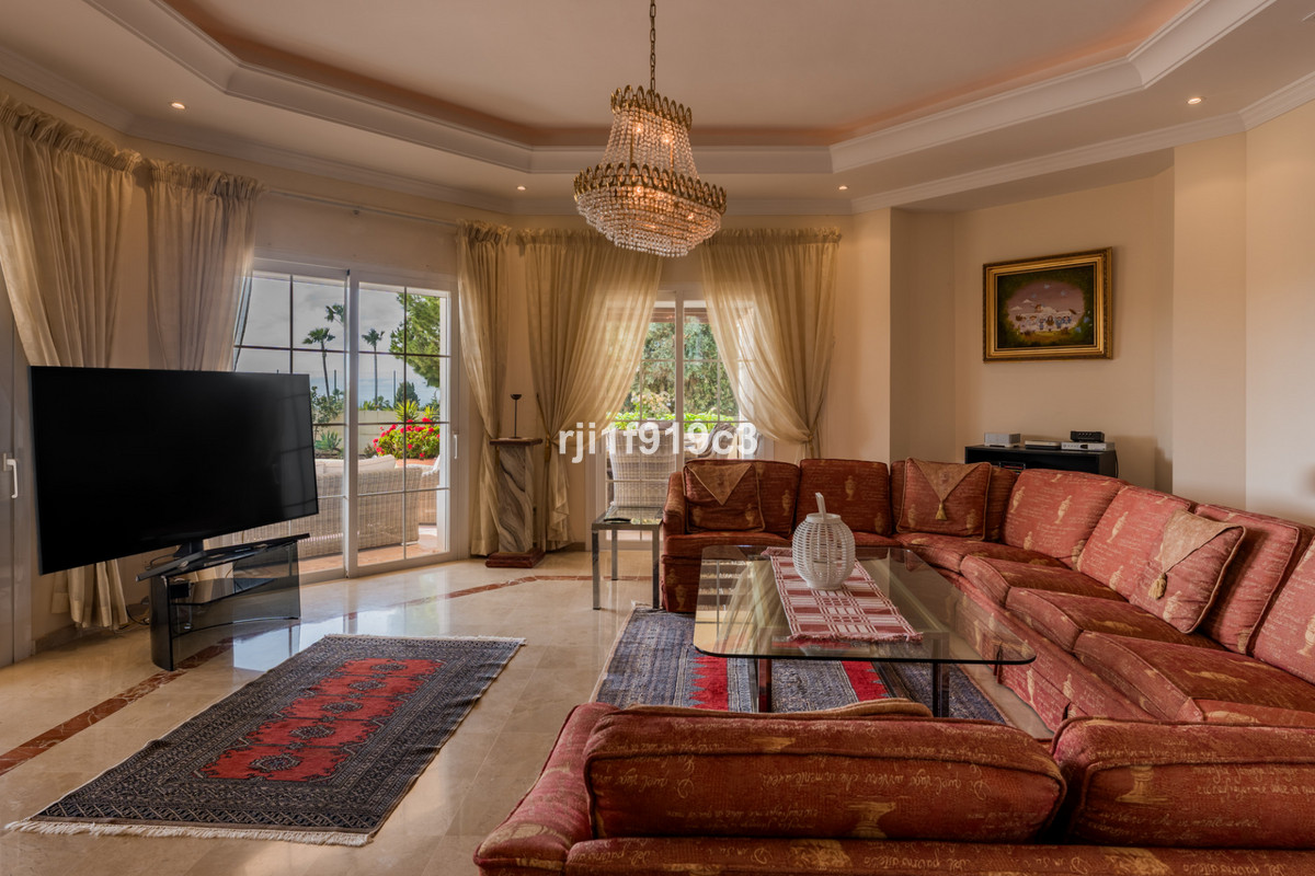 4 Bed Townhouse for sale in Elviria Costa Del Sol, Málaga, Spain