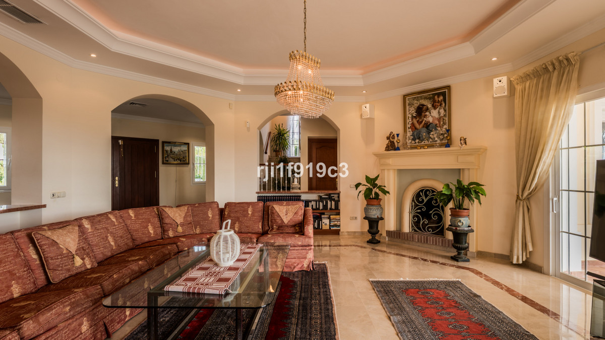 4 Bed Townhouse for sale in Elviria Costa Del Sol, Málaga, Spain