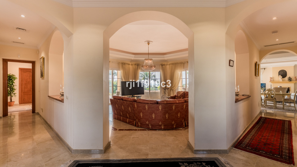 4 Bed Townhouse for sale in Elviria Costa Del Sol, Málaga, Spain