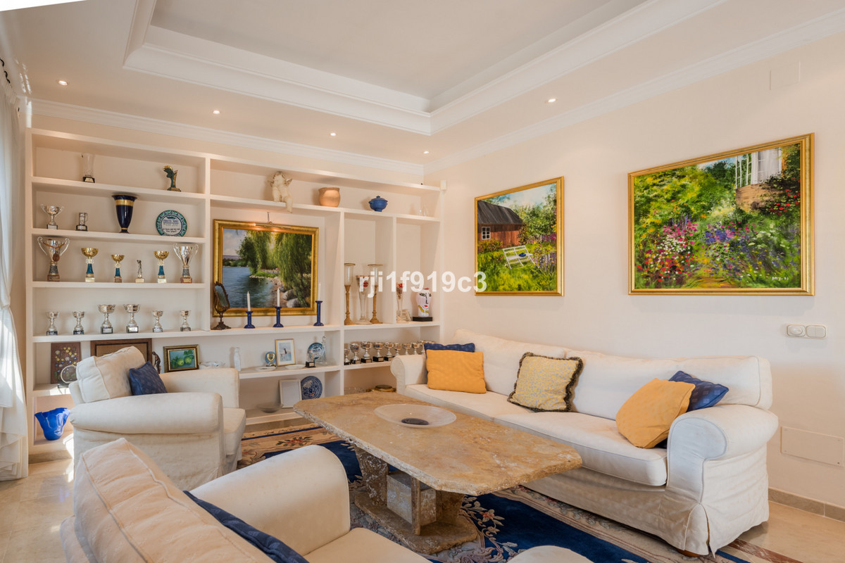 4 Bed Townhouse for sale in Elviria Costa Del Sol, Málaga, Spain