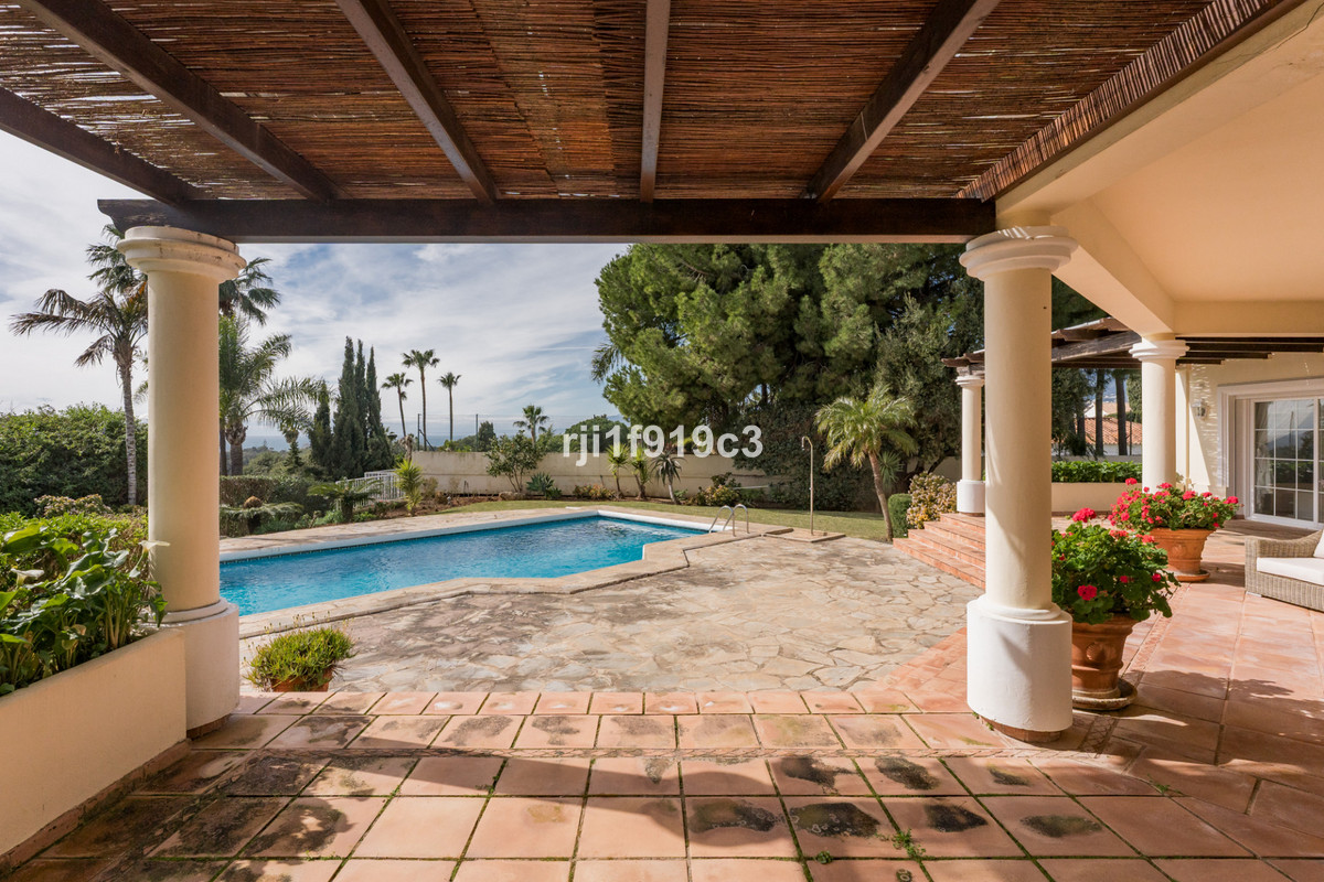 4 Bed Townhouse for sale in Elviria Costa Del Sol, Málaga, Spain