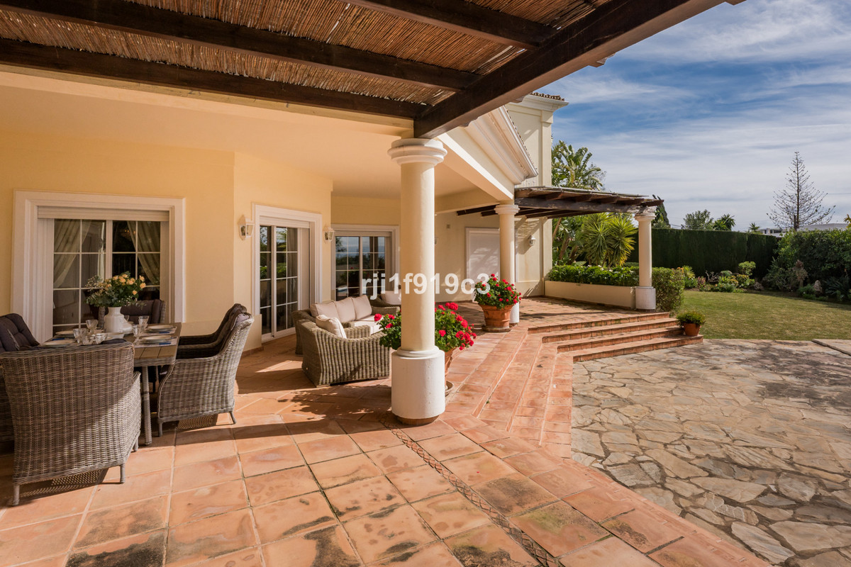 4 Bed Townhouse for sale in Elviria Costa Del Sol, Málaga, Spain