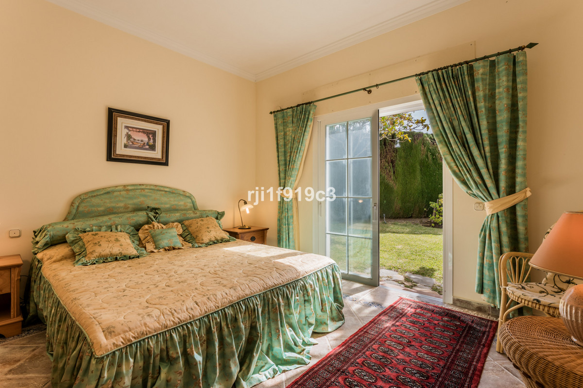 4 Bed Townhouse for sale in Elviria Costa Del Sol, Málaga, Spain