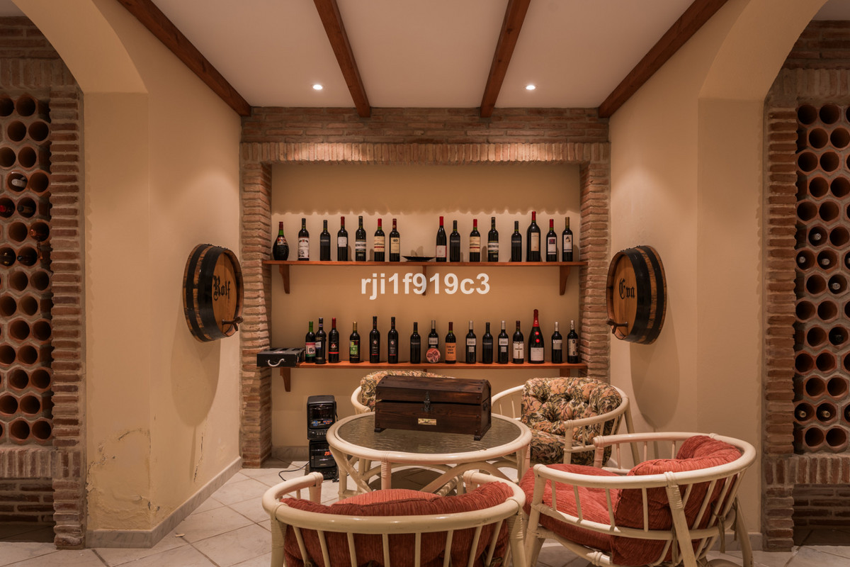 4 Bed Townhouse for sale in Elviria Costa Del Sol, Málaga, Spain