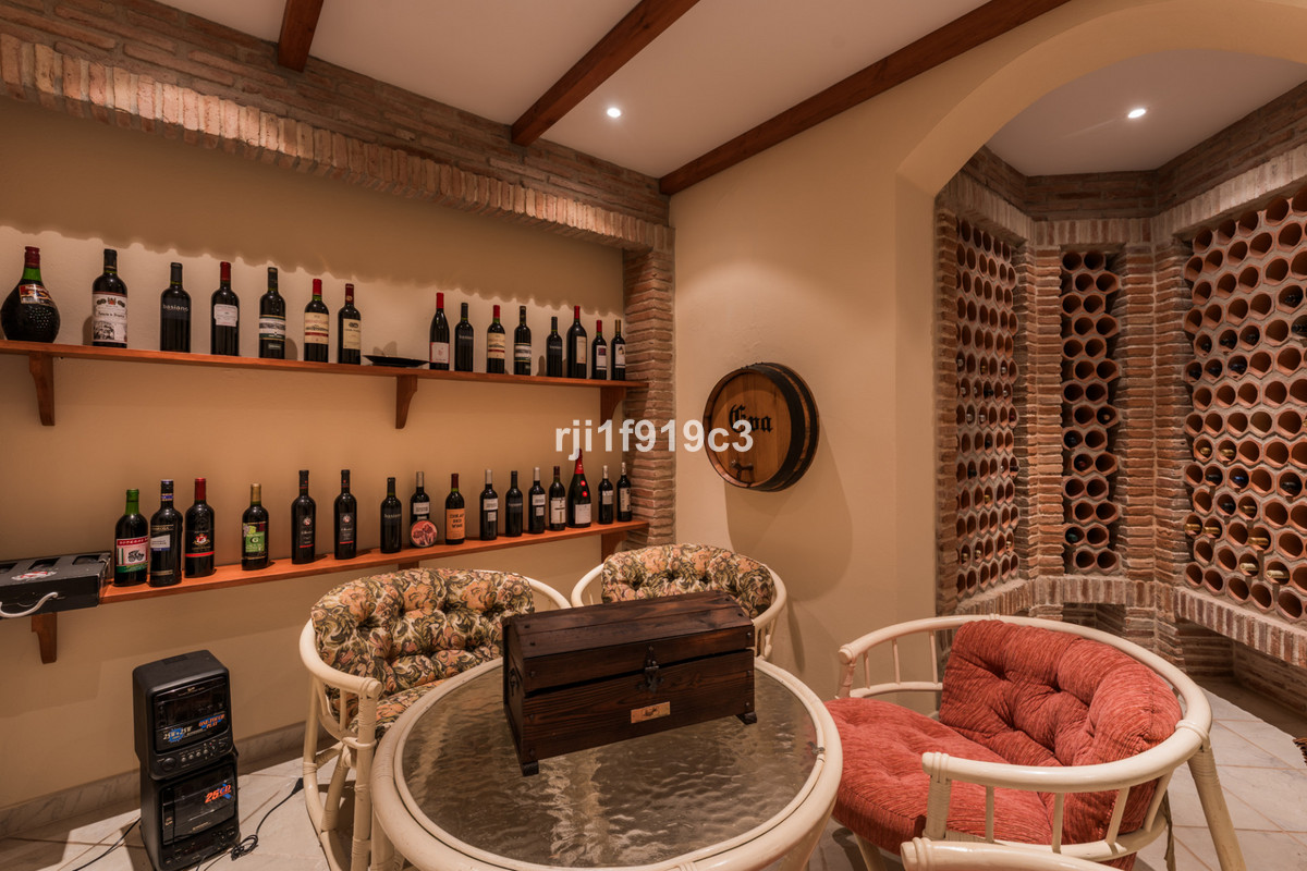 4 Bed Townhouse for sale in Elviria Costa Del Sol, Málaga, Spain
