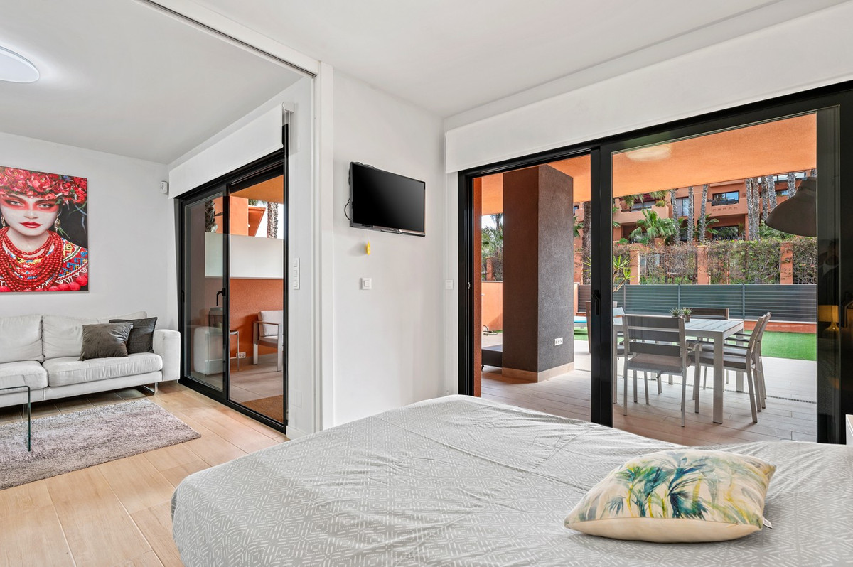 Se vende Apartamento Planta Baja de 2 dormitorios en Costa Blanca, Alicante, España