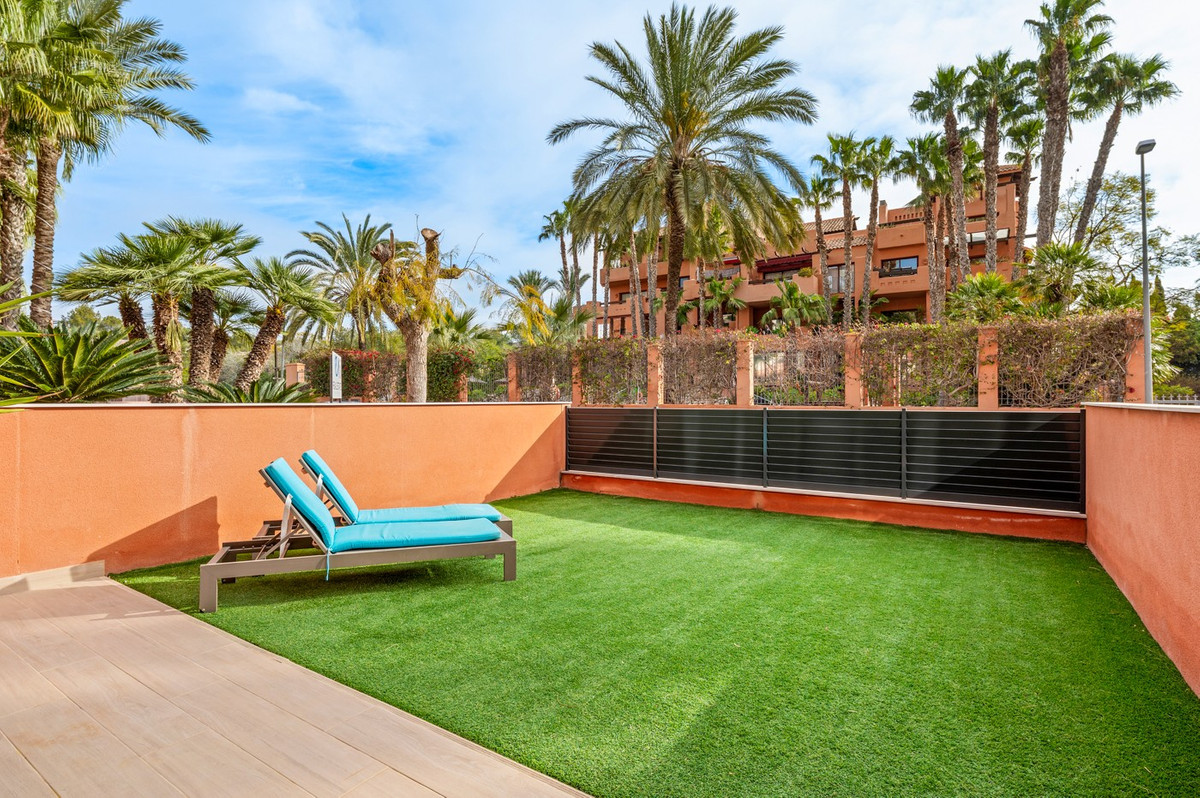 Se vende Apartamento Planta Baja de 2 dormitorios en Costa Blanca, Alicante, España