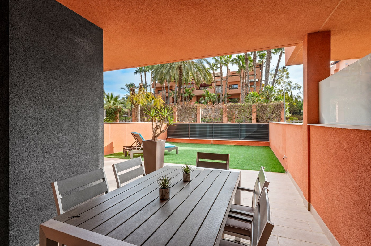 Se vende Apartamento Planta Baja de 2 dormitorios en Costa Blanca, Alicante, España