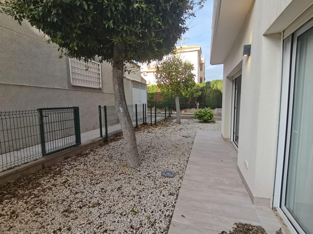 3 Bed Apartment for sale in Torrevieja Costa Blanca, Alicante, Spain