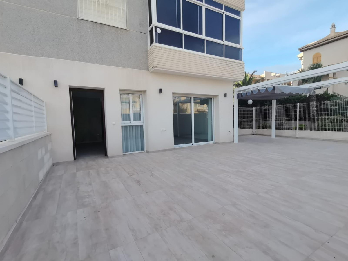 3 Bed Apartment for sale in Torrevieja Costa Blanca, Alicante, Spain