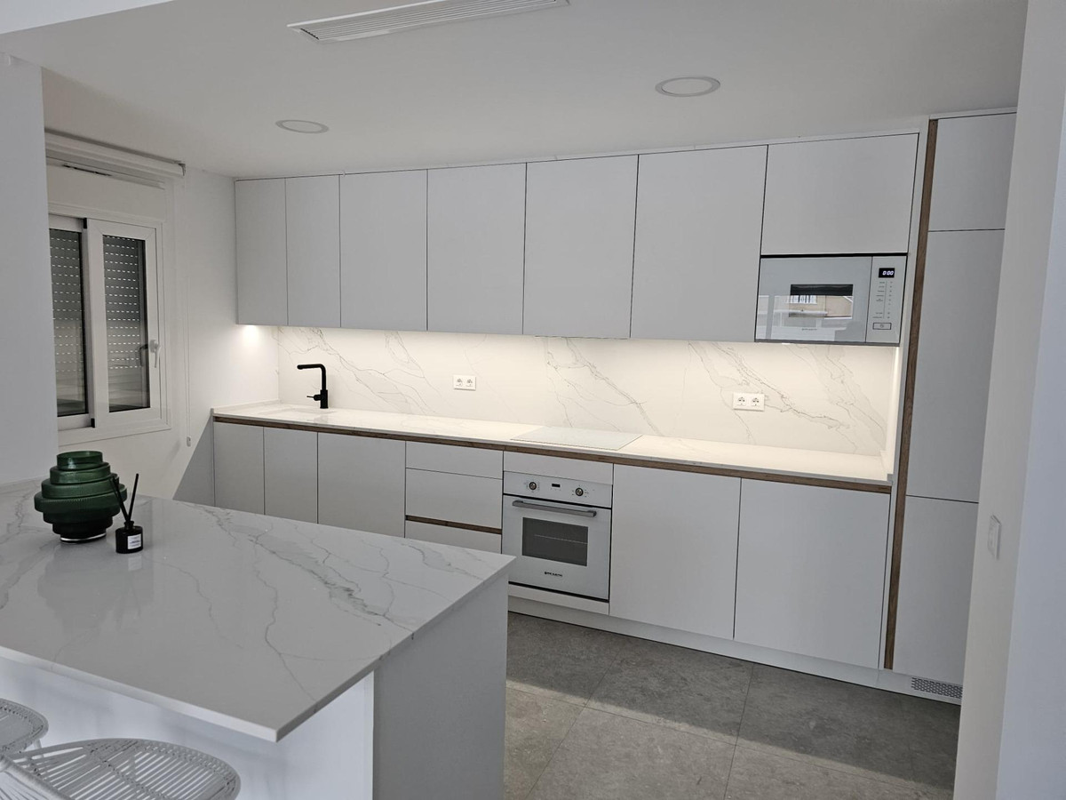 3 Bed Apartment for sale in Torrevieja Costa Blanca, Alicante, Spain