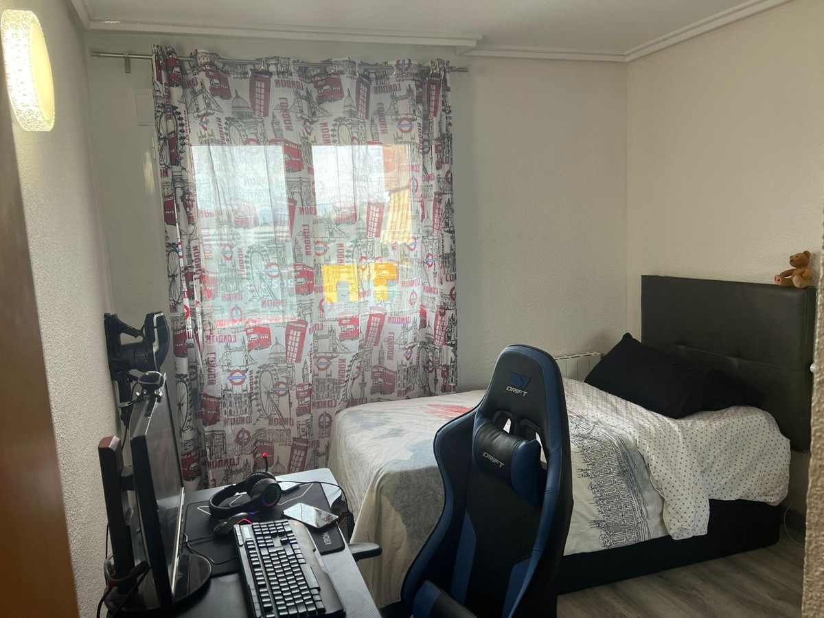 4 Bed Apartment for sale in Alicante Costa Blanca, Alicante, Spain