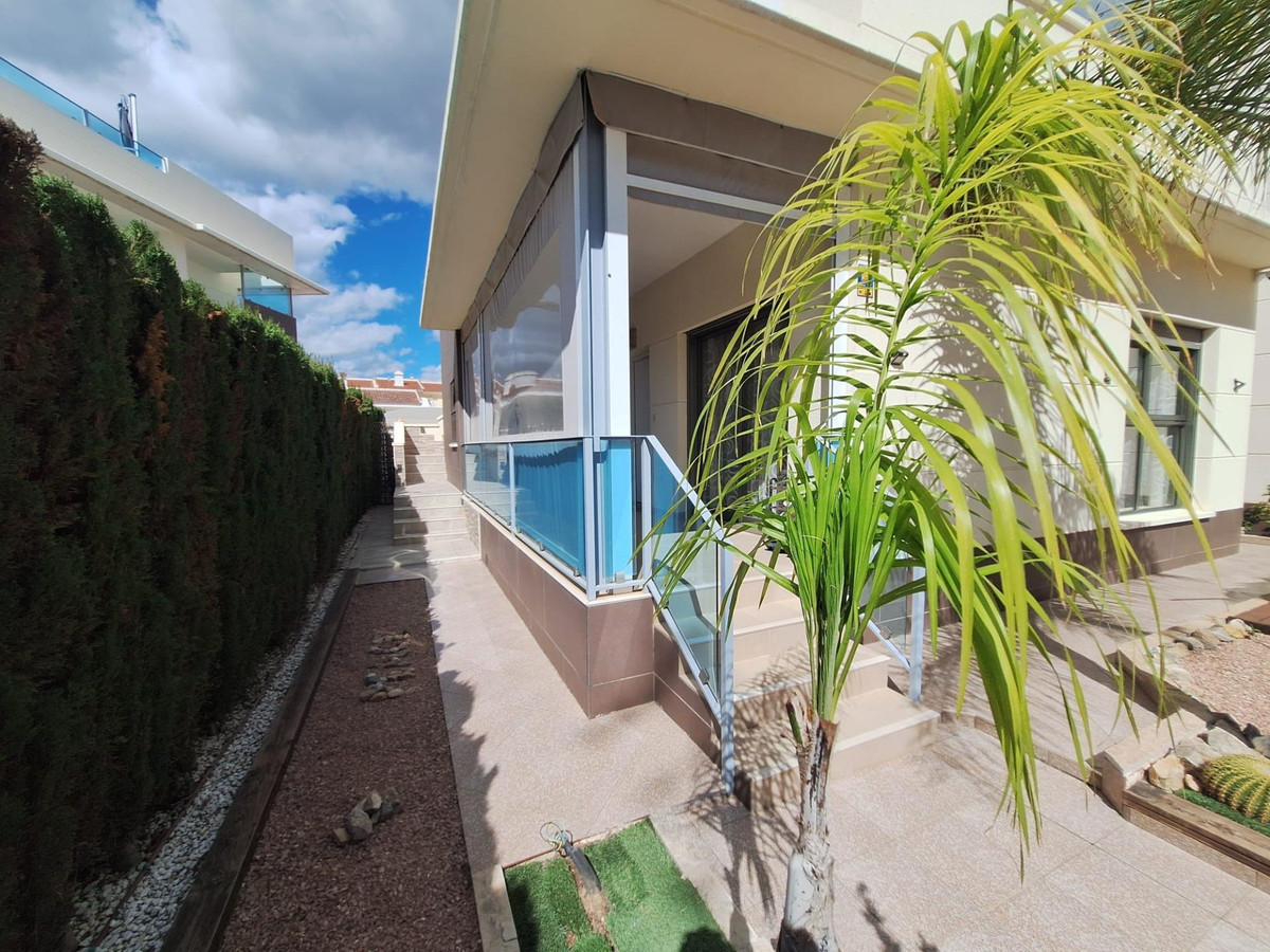 3 Bed Townhouse for sale in Ciudad Quesada Costa Blanca, Alicante, Spain
