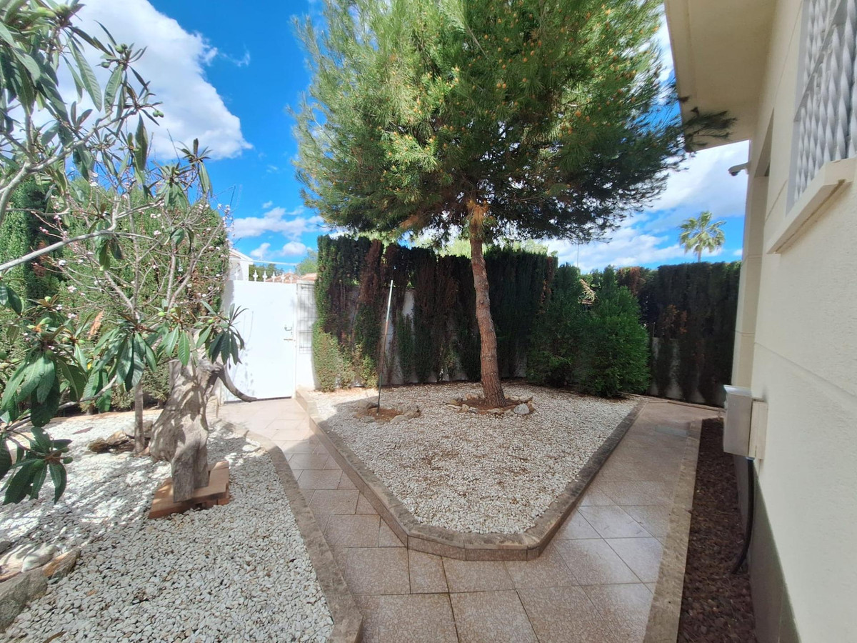 3 Bed Townhouse for sale in Ciudad Quesada Costa Blanca, Alicante, Spain