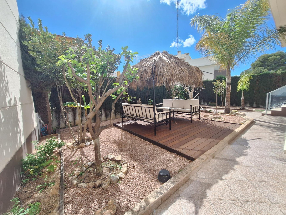 3 Bed Townhouse for sale in Ciudad Quesada Costa Blanca, Alicante, Spain