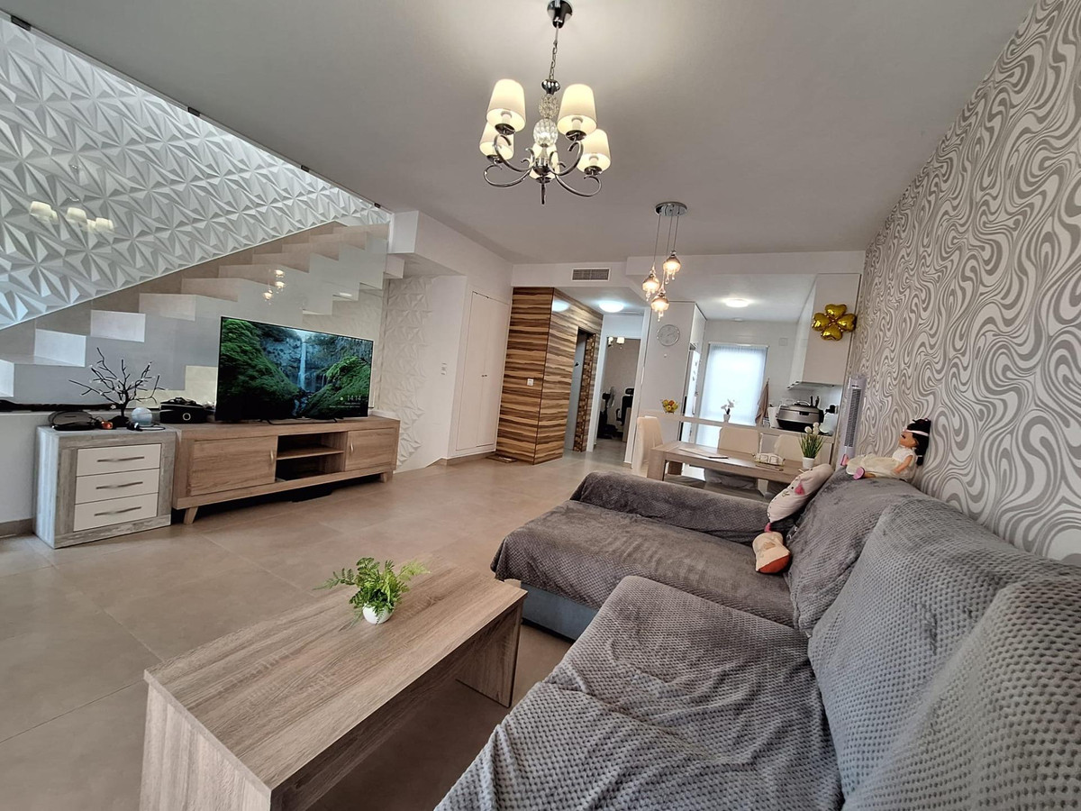 3 Bed Apartment for sale in Orihuela Costa Costa Blanca, Alicante, Spain
