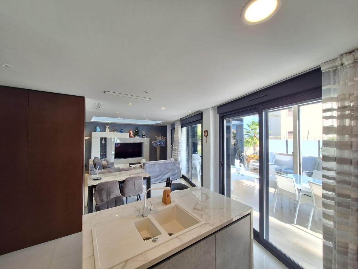 Se vende Bungalow de 3 dormitorios en Costa Blanca, Alicante, España