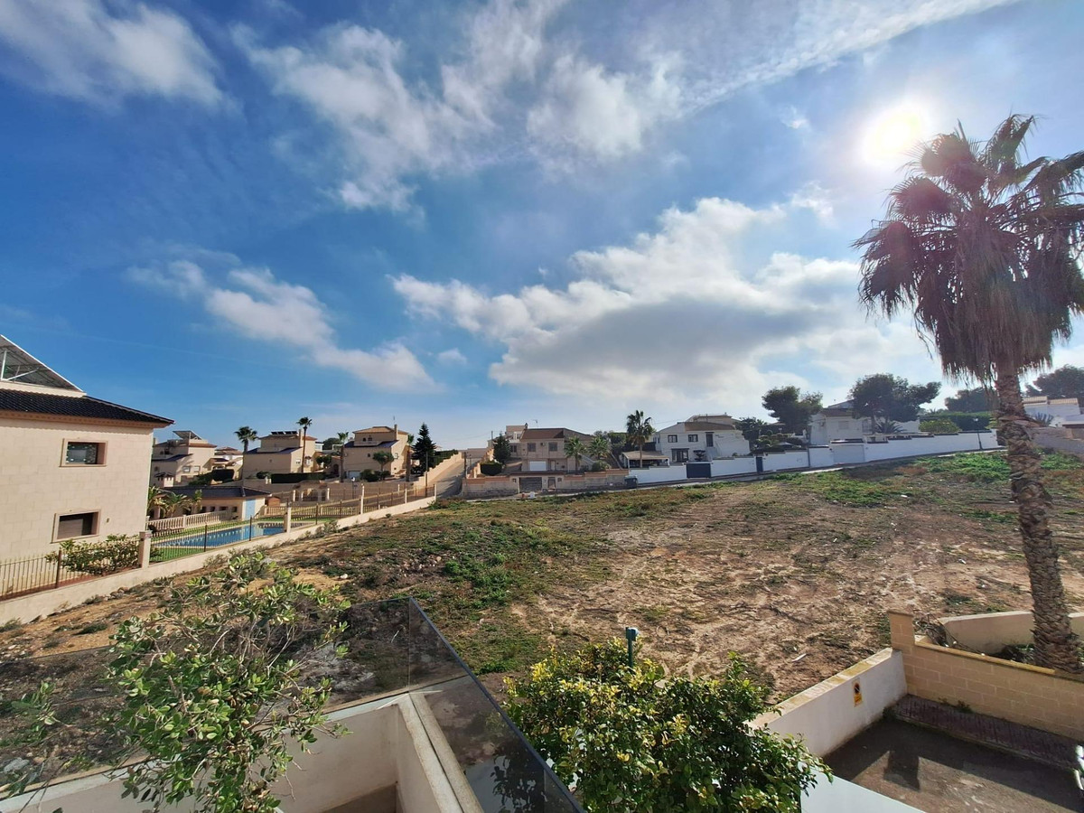 Se vende Bungalow de 3 dormitorios en Costa Blanca, Alicante, España