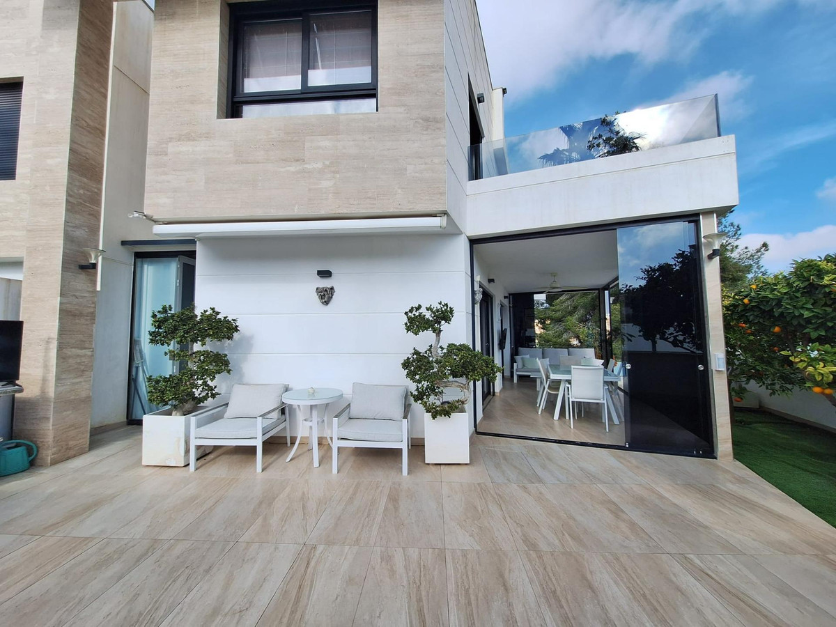 Se vende Bungalow de 3 dormitorios en Costa Blanca, Alicante, España