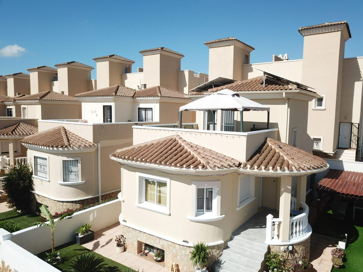 Se vende Bungalow de 3 dormitorios en Costa Blanca, Alicante, España