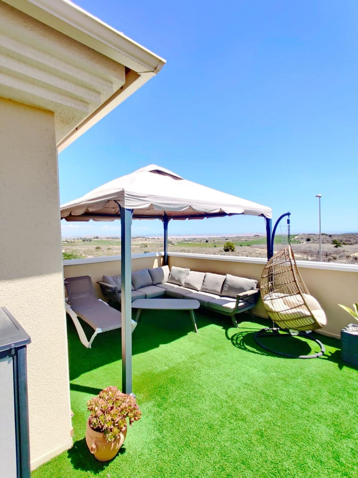Se vende Bungalow de 3 dormitorios en Costa Blanca, Alicante, España