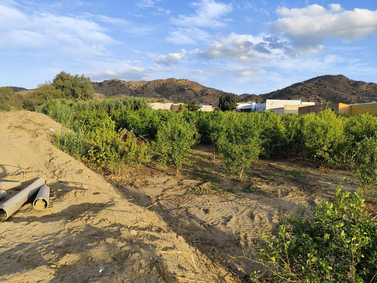 Se vende Terreno Rustico  en Costa Del Sol, Málaga, España