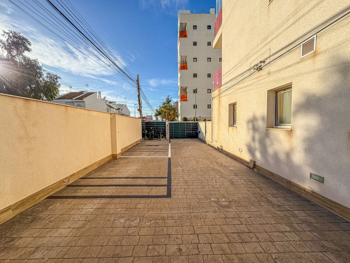 2 Bed Apartment for sale in Torrevieja Costa Blanca, Alicante, Spain