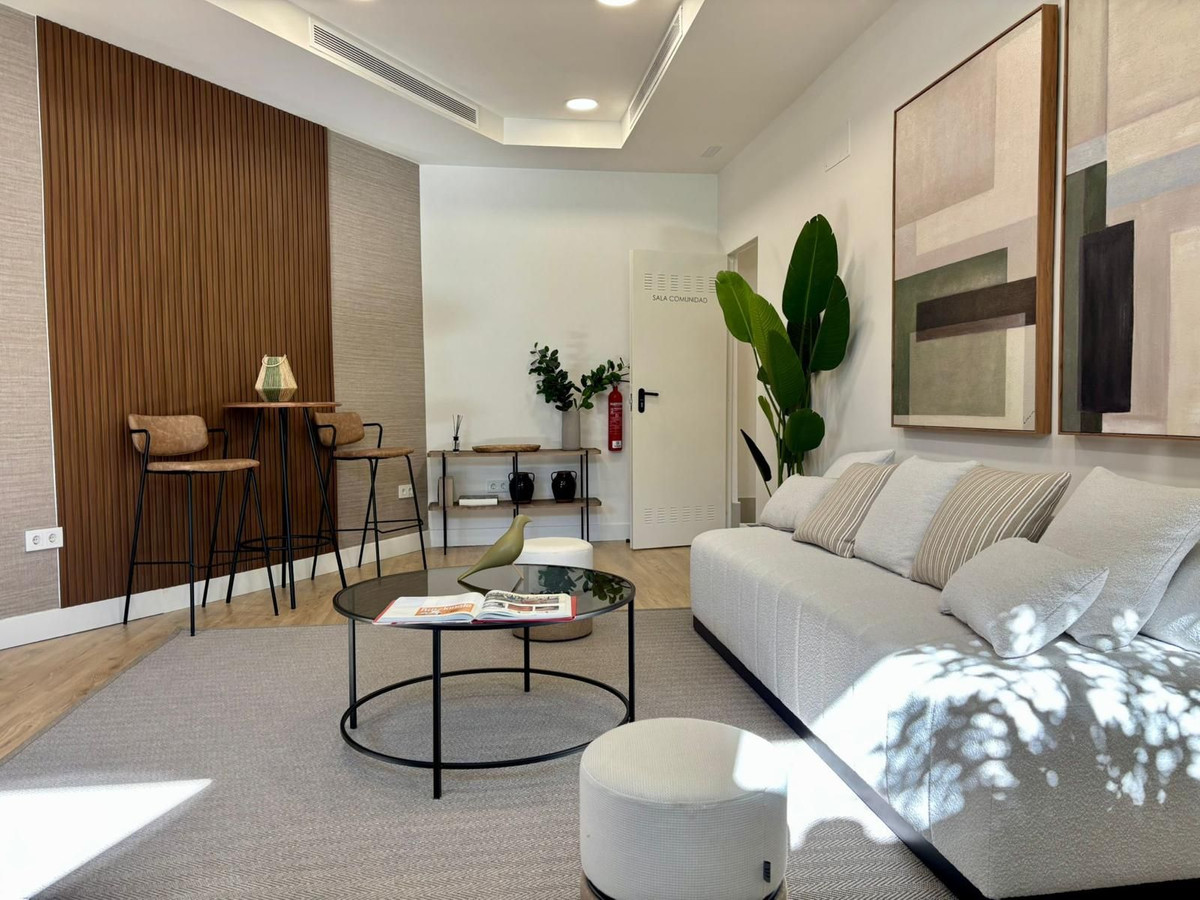 Se vende Apartamento Planta Media de 3 dormitorios en Costa Del Sol, Málaga, España