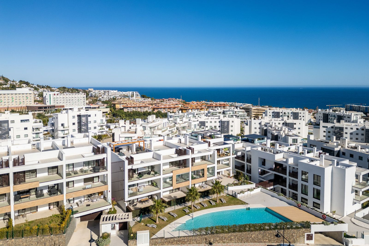 Se vende Apartamento Planta Media de 3 dormitorios en Costa Del Sol, Málaga, España