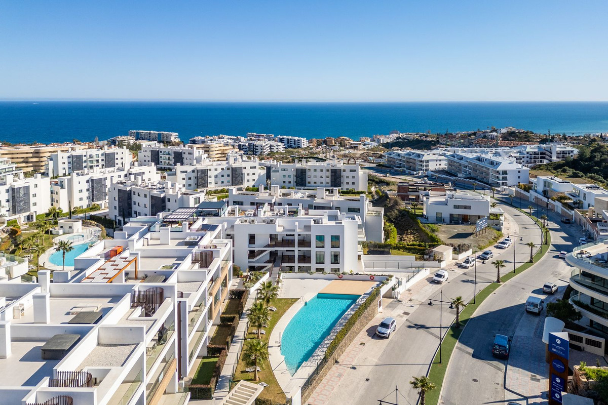 Se vende Apartamento Planta Media de 3 dormitorios en Costa Del Sol, Málaga, España