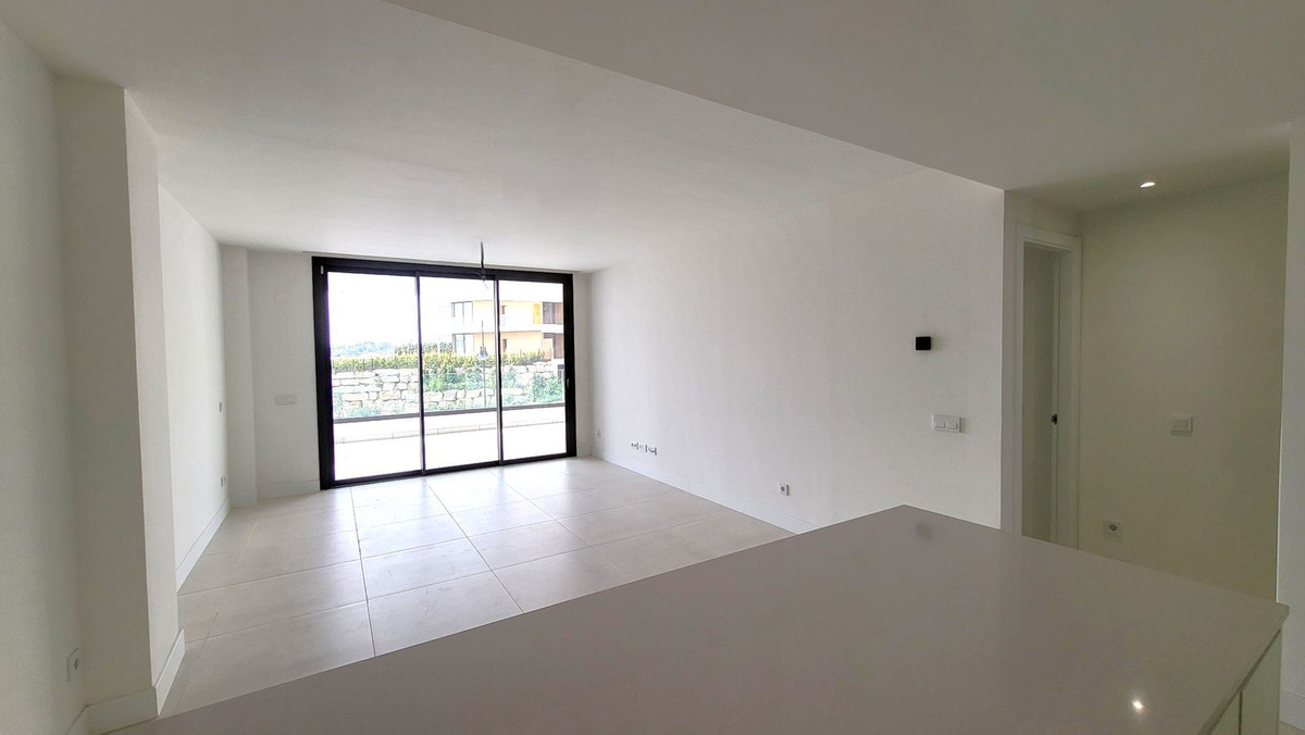 Se vende Apartamento Planta Media de 3 dormitorios en Costa Del Sol, Málaga, España
