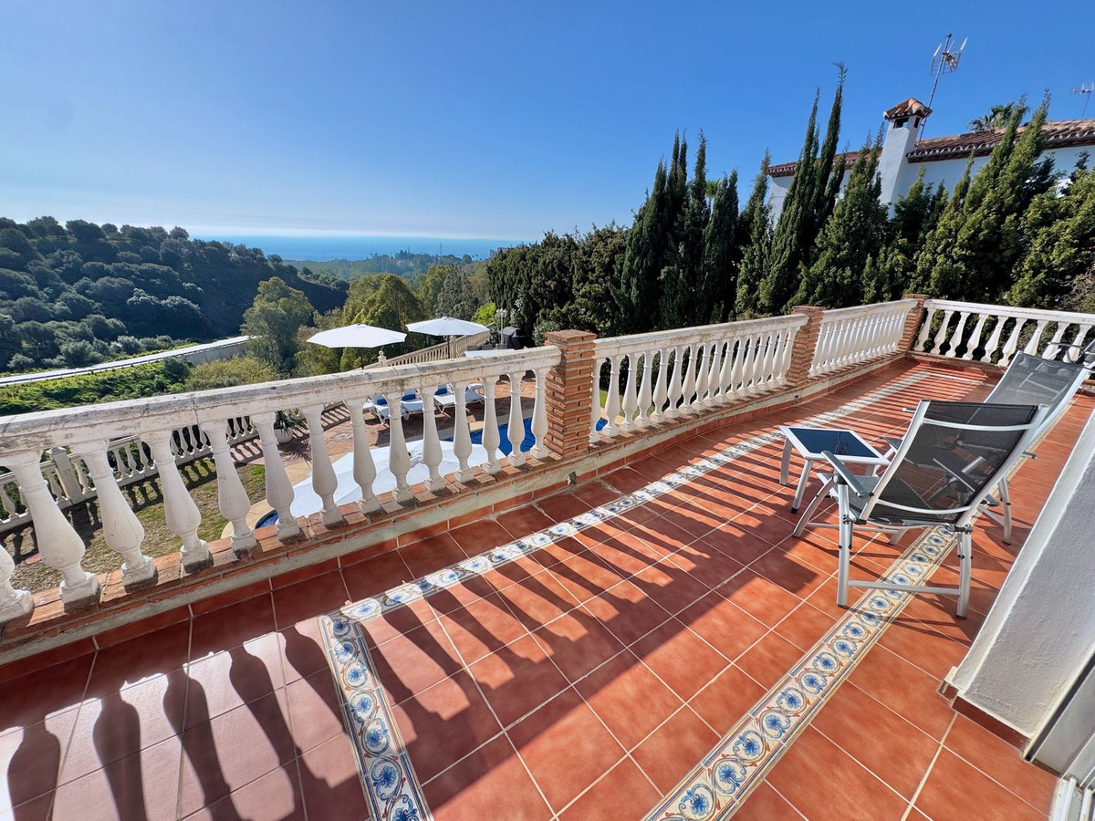 Se vende Villa - Chalet de 5 dormitorios en Costa Del Sol, Málaga, España