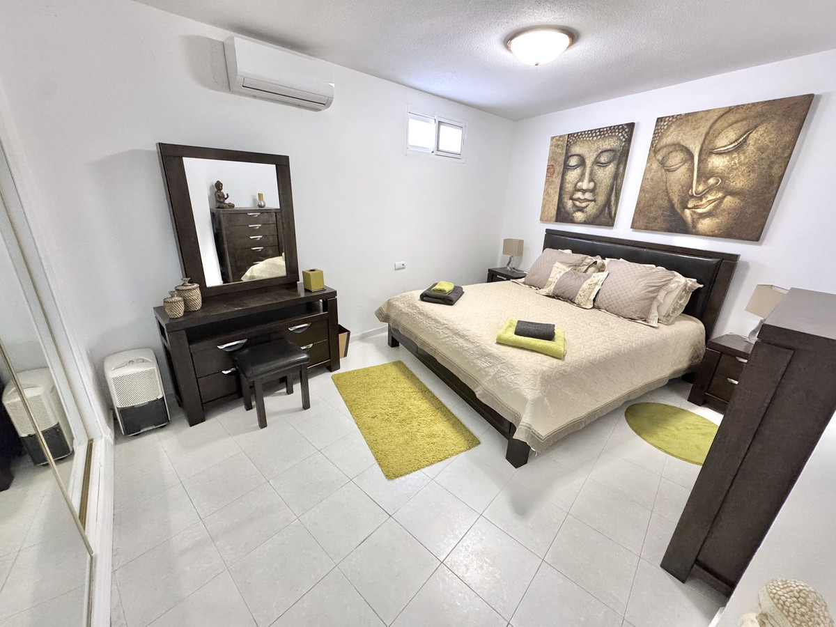 Se vende Villa - Chalet de 5 dormitorios en Costa Del Sol, Málaga, España