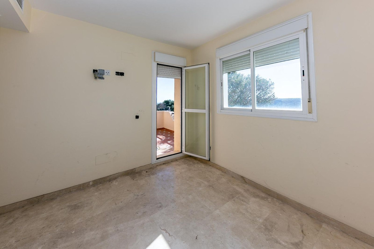 3 Bed Townhouse for sale in La Duquesa Costa Del Sol, Málaga, Spain