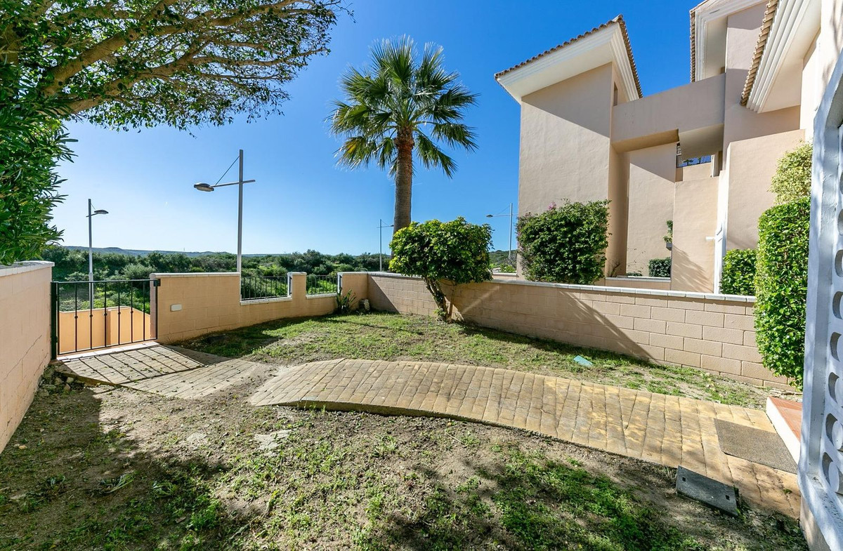 3 Bed Townhouse for sale in La Duquesa Costa Del Sol, Málaga, Spain