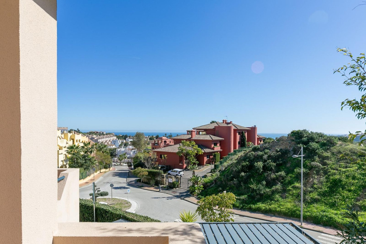3 Bed Townhouse for sale in La Duquesa Costa Del Sol, Málaga, Spain