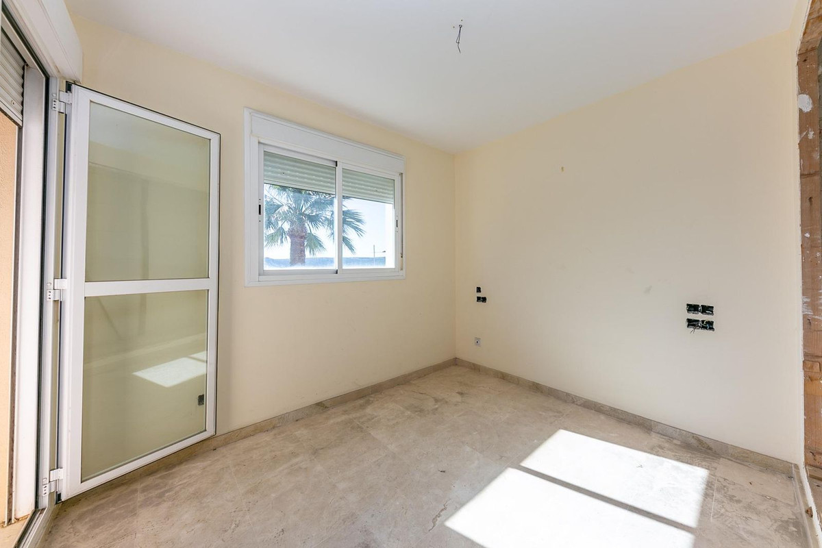 3 Bed Townhouse for sale in La Duquesa Costa Del Sol, Málaga, Spain