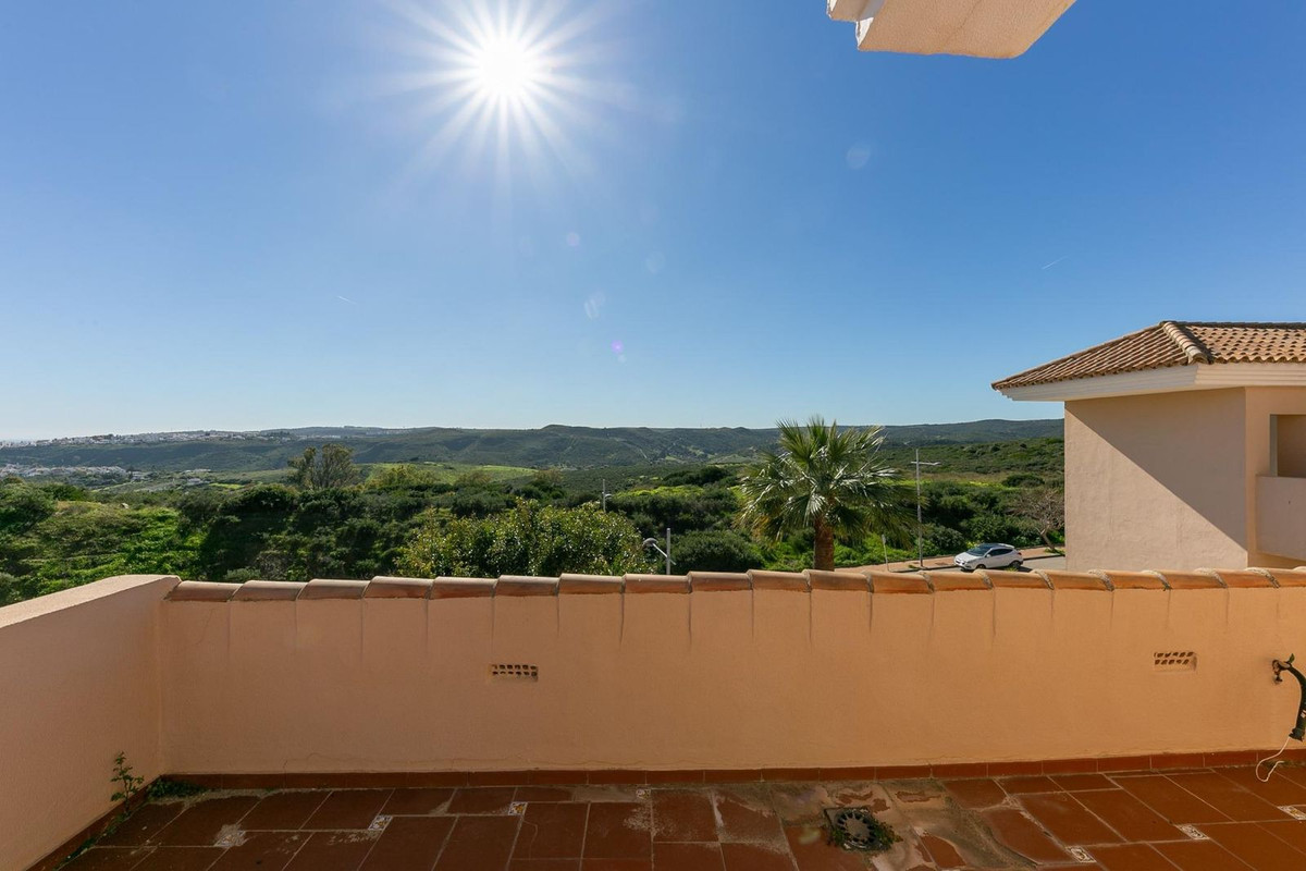 3 Bed Townhouse for sale in La Duquesa Costa Del Sol, Málaga, Spain