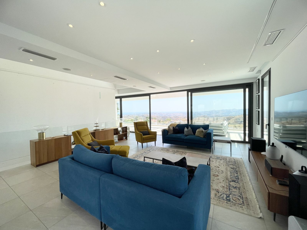 Se vende Villa - Chalet de 4 dormitorios en Costa Del Sol, Málaga, España