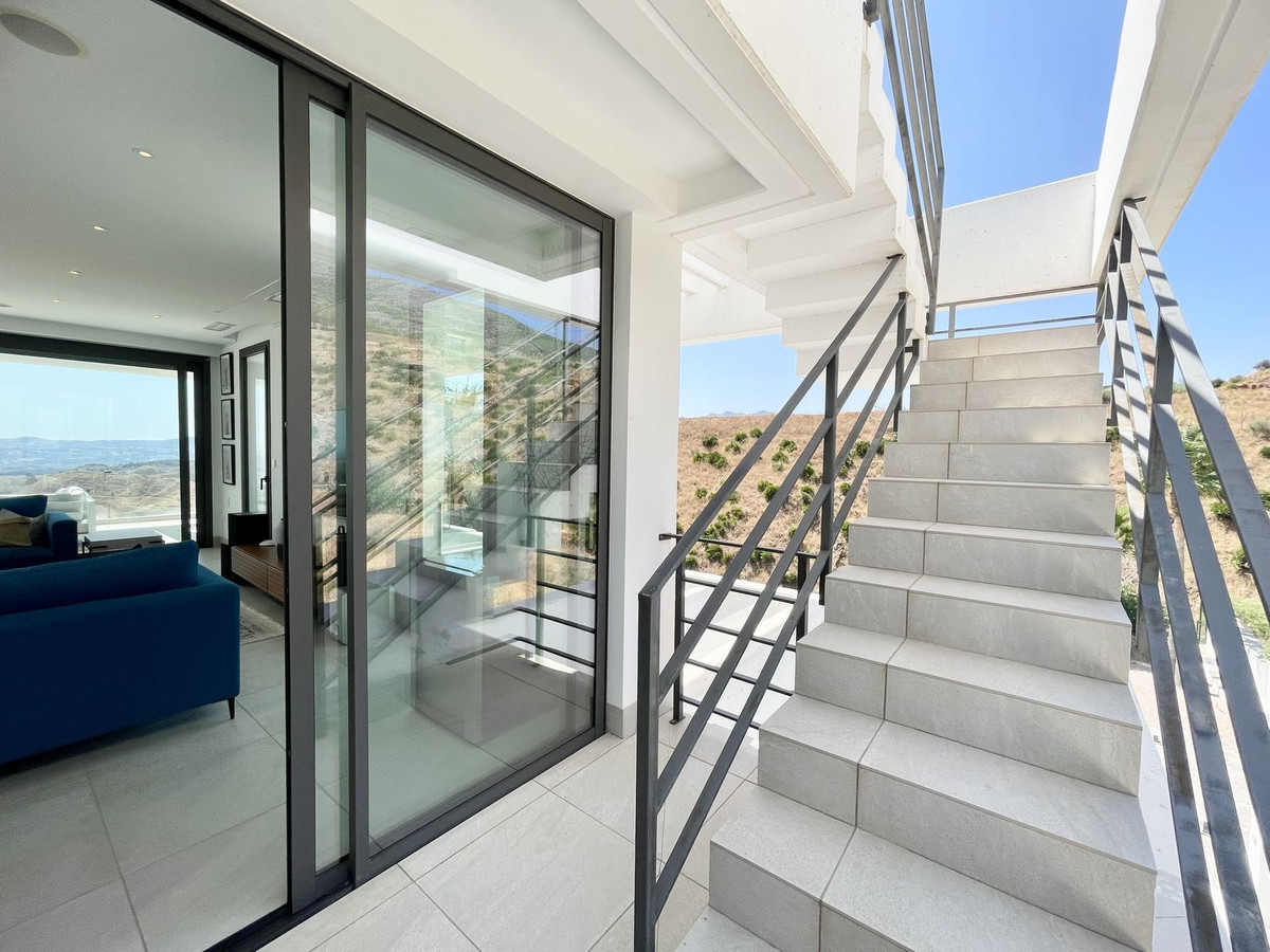 Se vende Villa - Chalet de 4 dormitorios en Costa Del Sol, Málaga, España