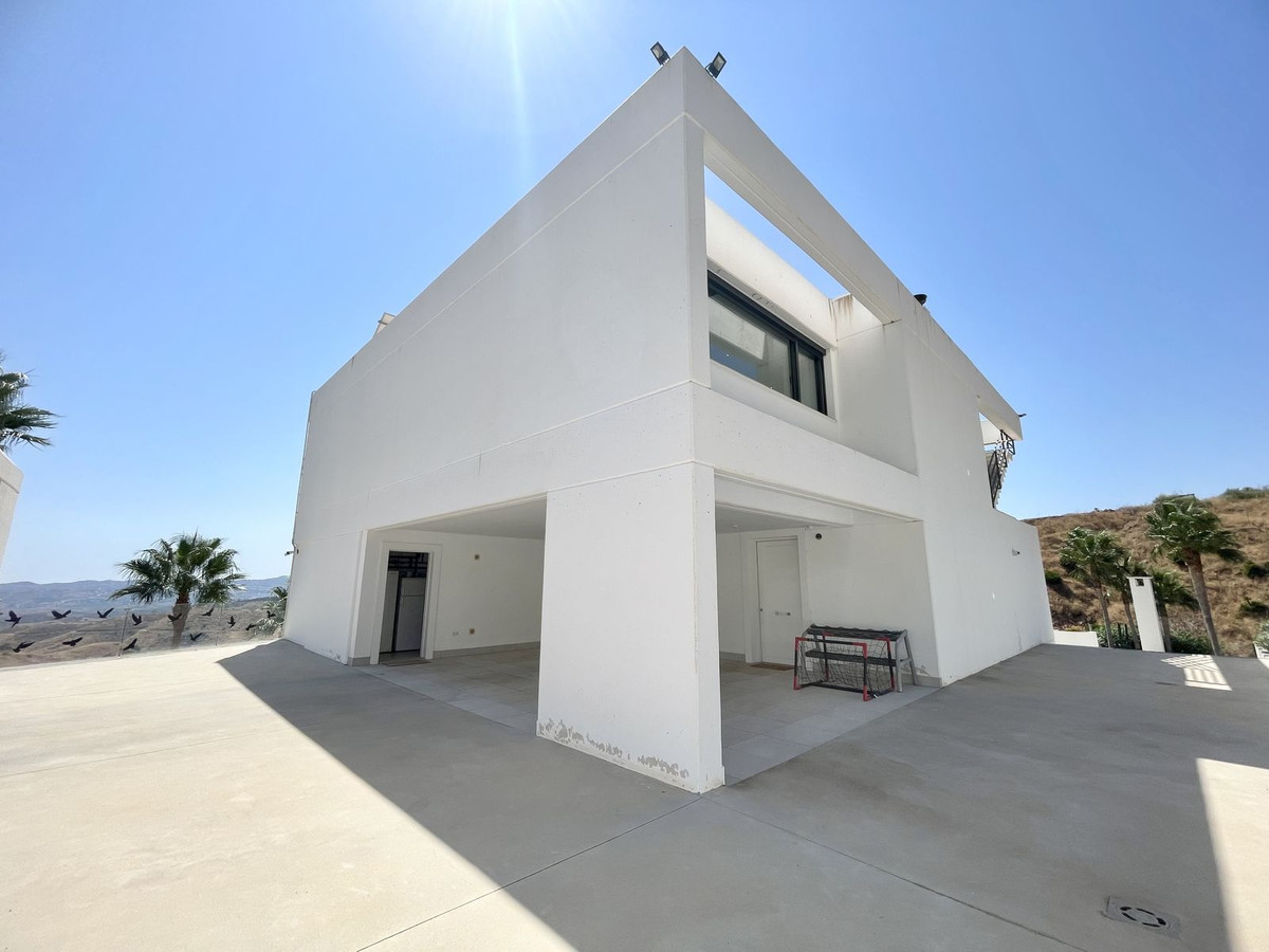 Se vende Villa - Chalet de 4 dormitorios en Costa Del Sol, Málaga, España