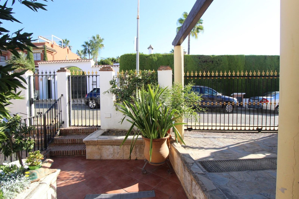 Se vende Adosada de 4 dormitorios en Costa Del Sol, Málaga, España