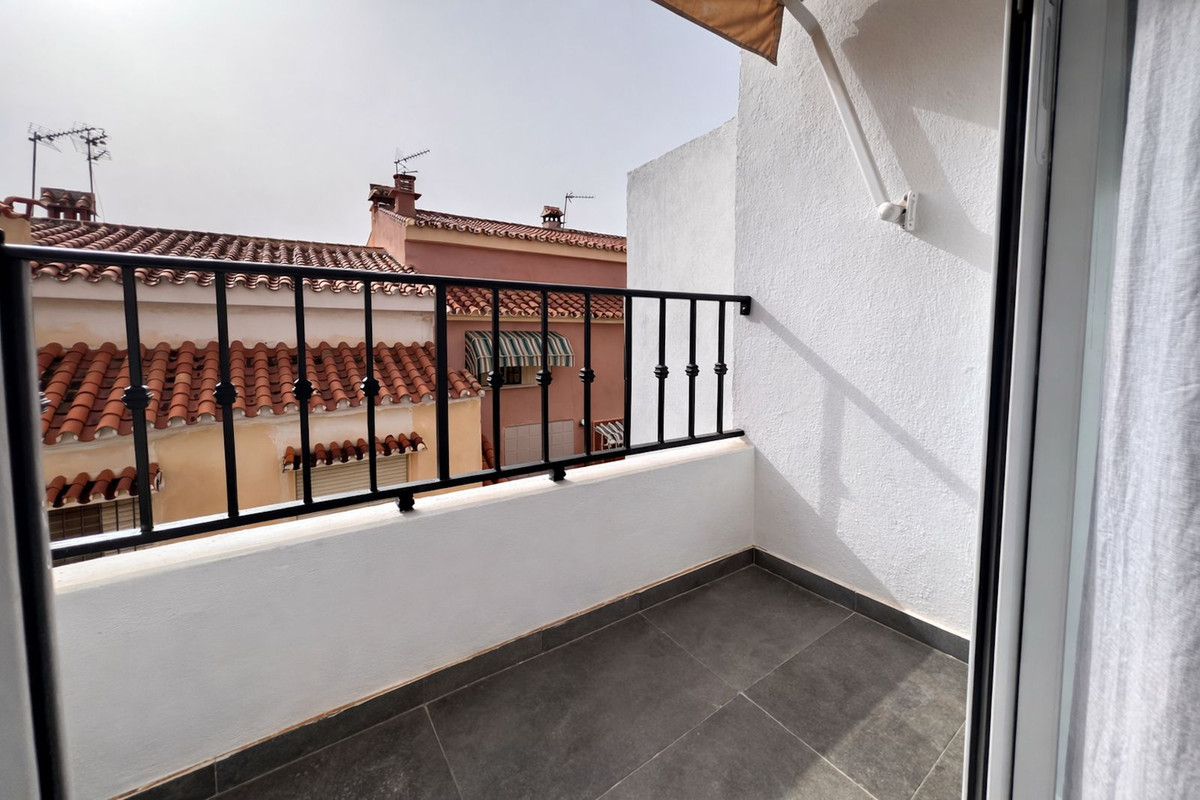 3 Bed Townhouse for sale in Arroyo De La Miel Costa Del Sol, Málaga, Spain