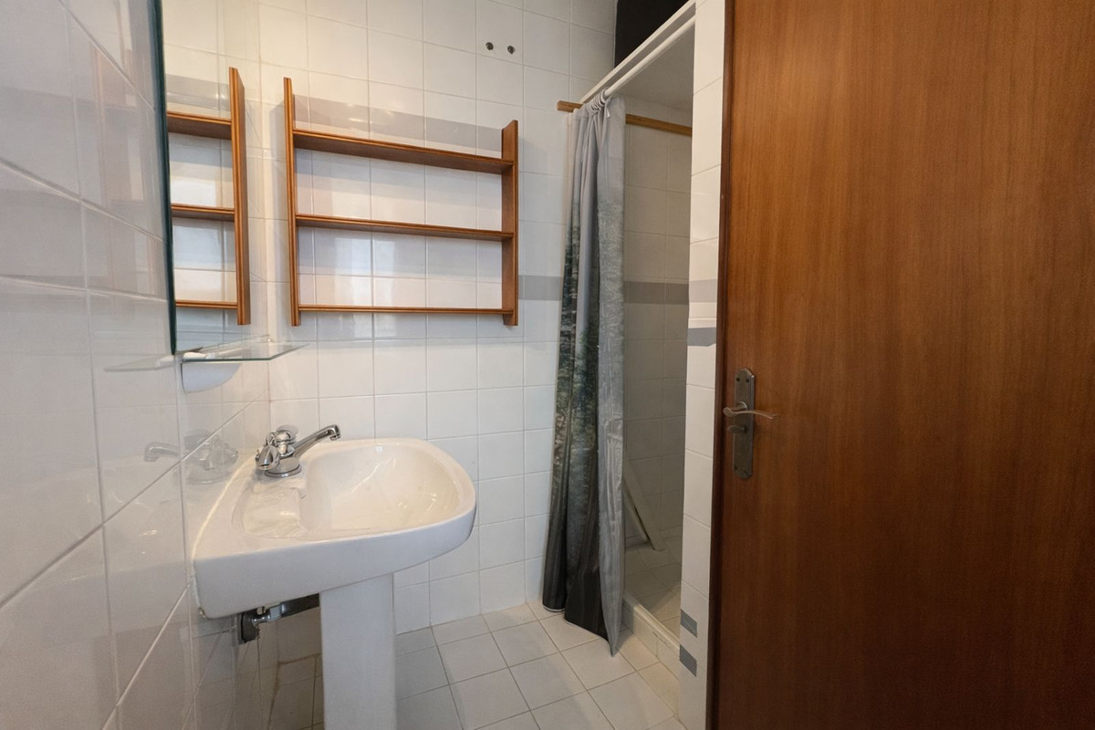 3 Bed Townhouse for sale in Arroyo De La Miel Costa Del Sol, Málaga, Spain