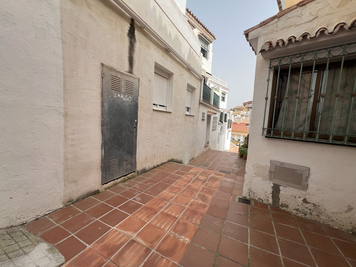 3 Bed Townhouse for sale in Arroyo De La Miel Costa Del Sol, Málaga, Spain