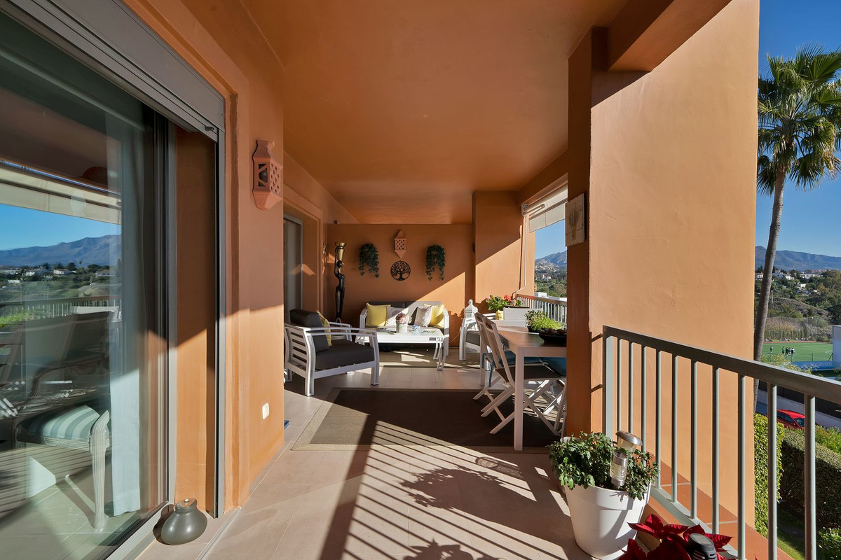 Se vende Apartamento Planta Media de 2 dormitorios en Costa Del Sol, Málaga, España