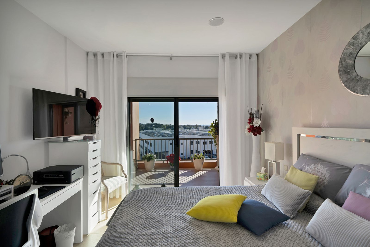 Se vende Apartamento Planta Media de 2 dormitorios en Costa Del Sol, Málaga, España
