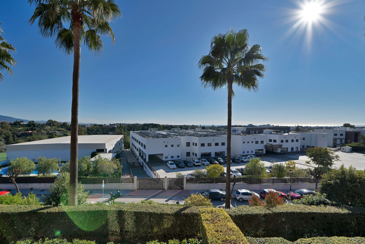 Se vende Apartamento Planta Media de 2 dormitorios en Costa Del Sol, Málaga, España