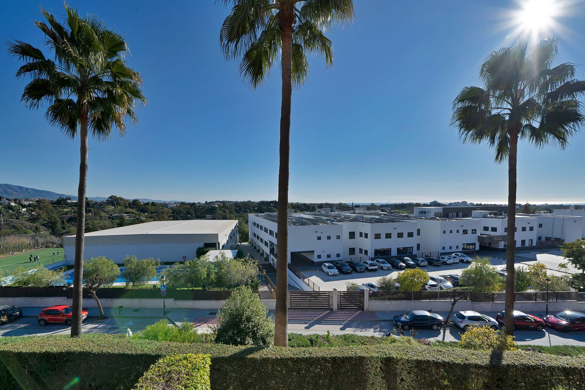 Se vende Apartamento Planta Media de 2 dormitorios en Costa Del Sol, Málaga, España